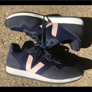 Veja vegan sneakers